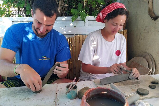 playing-and-creating-with-clay-3-hours-pottery-class-2