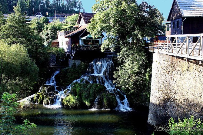 plitvice-lakes-np-and-rastoke-private-day-trip-from-zagreb