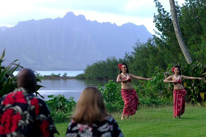 polynesian-show-and-dining-experience-with-transfer