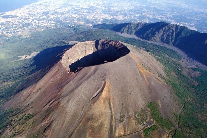 pompeii-vesuvius-wine-farm-tour