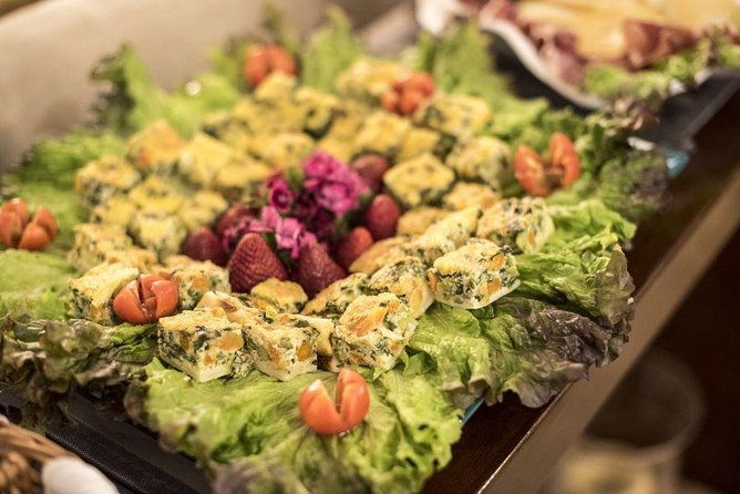 portuguese-traditional-cuisine-dinner-or-tapas-4