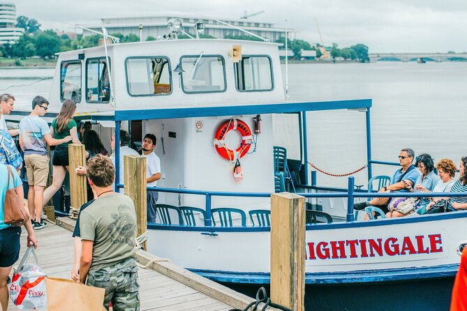 potomac-river-cruise-city-bus-tour-with-optional-entry-tickets-2