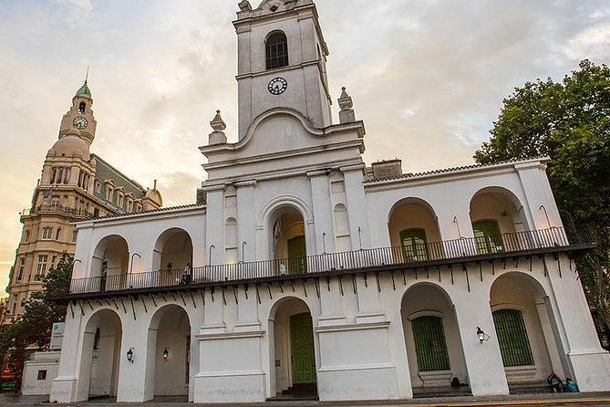 premium-city-tour-optional-navigation-with-open-bar-by-grupo-summa-argentina