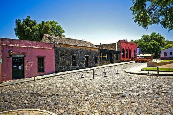 premium-day-trip-to-colonia-del-sacramento