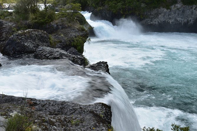 premium-full-day-shared-tour-osorno-volcano-and-petrohue-falls