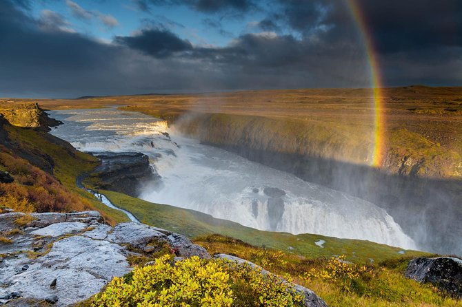 premium-golden-circle-tour-in-jeep