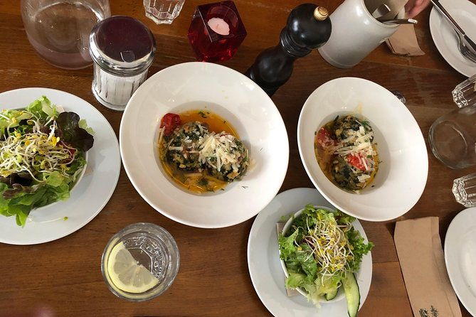 premium-private-foodie-experience-with-local-all-tastings-included