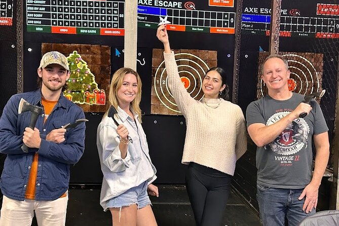 private-1-hour-axe-throwing-experience-in-texas