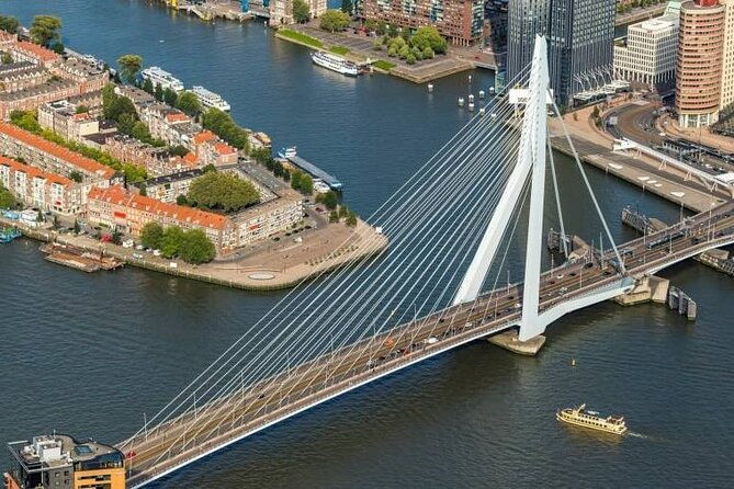 private-8-hour-walking-and-boat-tour-to-rotterdam-and-kinderdijk