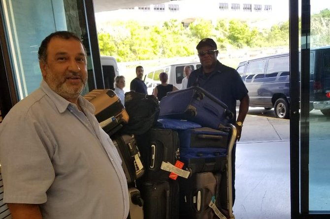 private-airport-round-trip-transportation-to-hotels-in-st-thomas