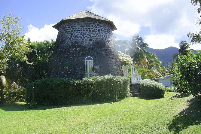 private-airport-transfer-to-belmont-estate-farm-kititian-hill