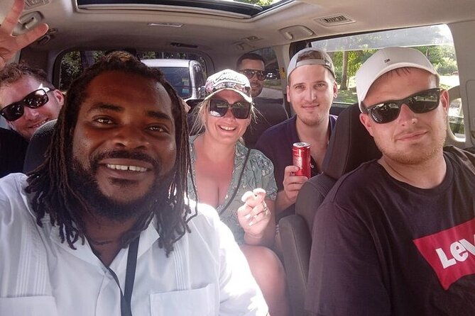 private-airport-transfer-to-negril-from-montego-bay-w-local-guide