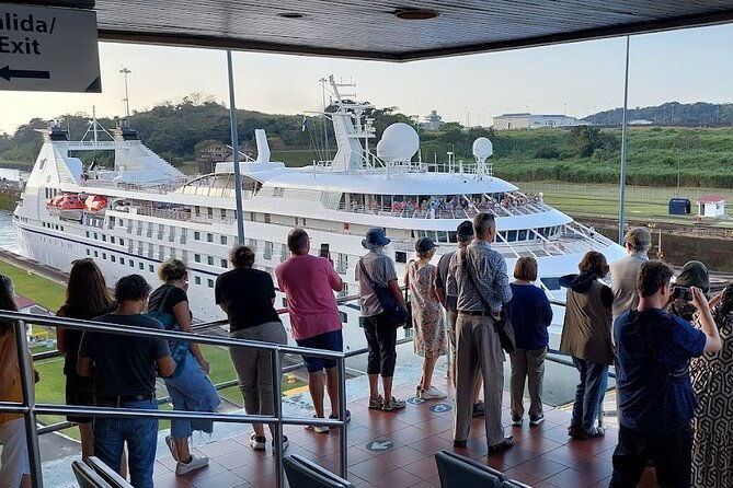 private-and-personalized-half-day-panama-canal-and-city-tour