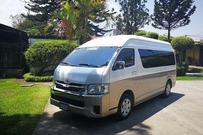 private-arrival-transfer-la-aurora-international-airport-to-antigua-hotel