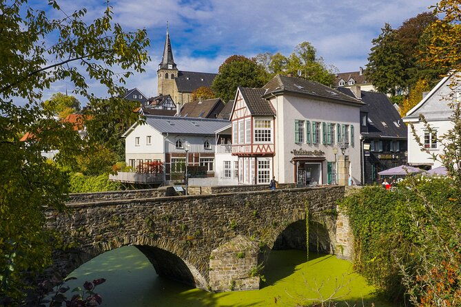 private-audio-book-city-rally-around-the-old-town-of-essen-kettwig