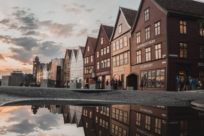 private-bergen-walking-tour-with-funicular-2
