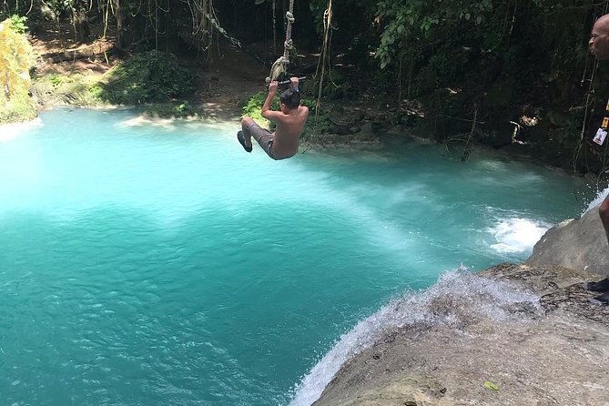 private-blue-hole-and-shopping-tour-from-ocho-rios