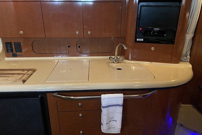 private-boat-charter-tour-in-punta-cana-with-unlimited-drinks