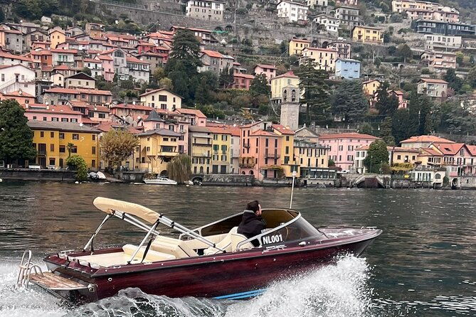 private-boat-tour-como-wood-classic-boat