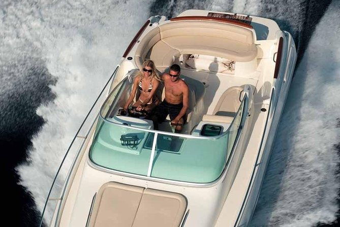 private-boat-tour-of-amalfi-coast-and-capri-by-jeanneau-leader-4