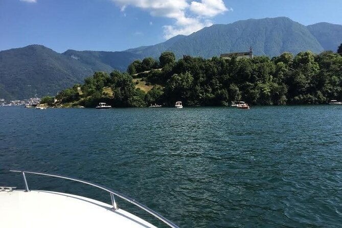 private-boat-tour-on-lake-como-in-lombardy