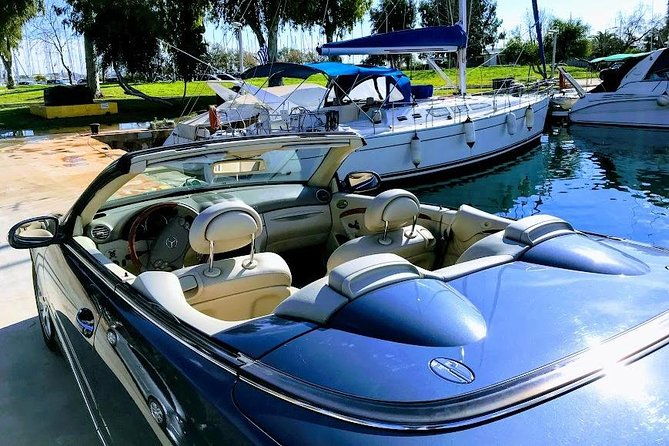 private-cabrio-5-hours-santorini-highlights-tour