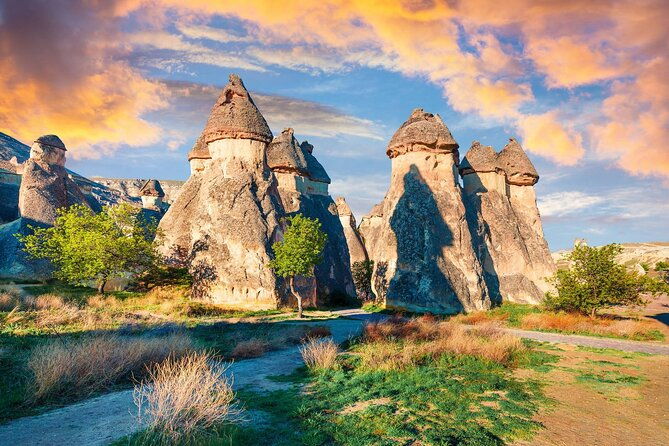 private-cappadocia-tour-with-luxury-minivan