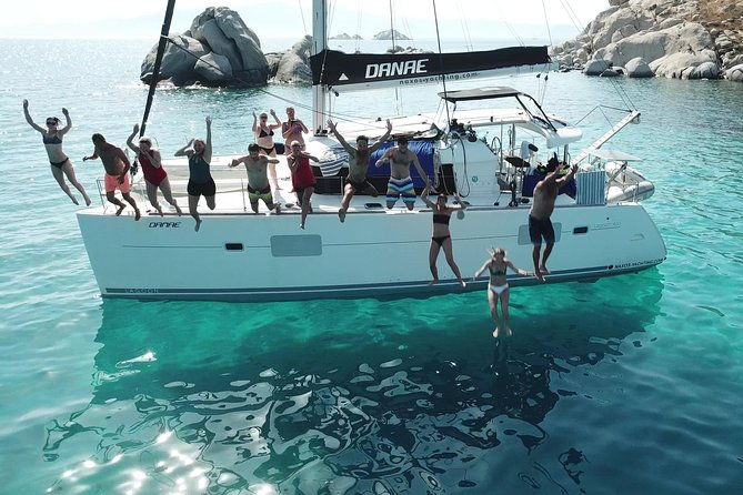 private-catamaran-all-inclusive-cruise-in-naxos
