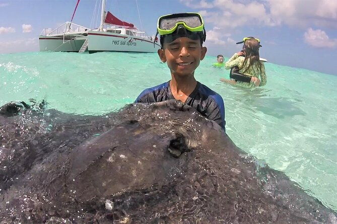 private-charter-28ft-grady-white-stingrays-snorkeling-starfish