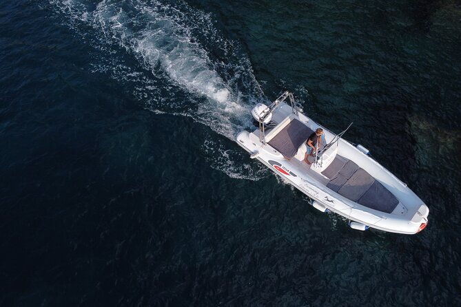 private-charter-tour-boat-exscursion-from-genoa-to-portofino