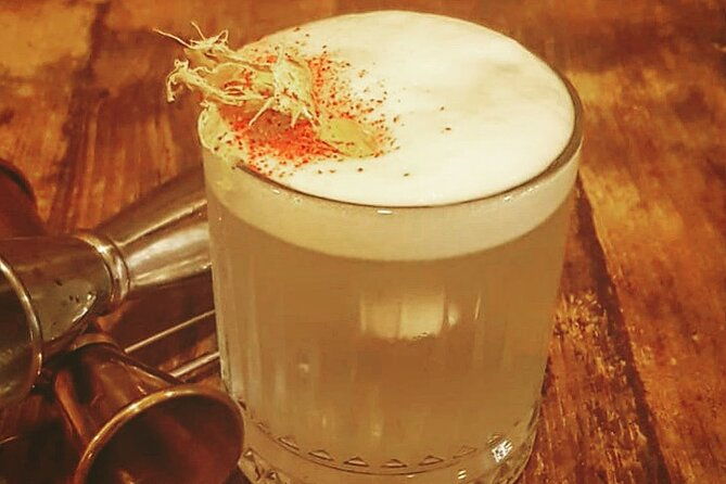 private-cocktail-making-class-in-manchester