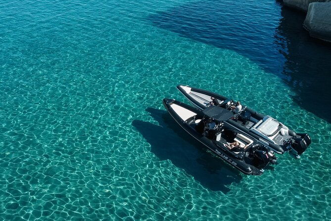 private-cruise-with-speedboat-kleftiko-sarakiniko-sykia-cave-4