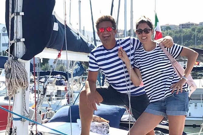private-daily-tour-on-a-sailing-boat-on-the-conero-riviera