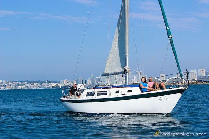 private-day-sailing-for-couple