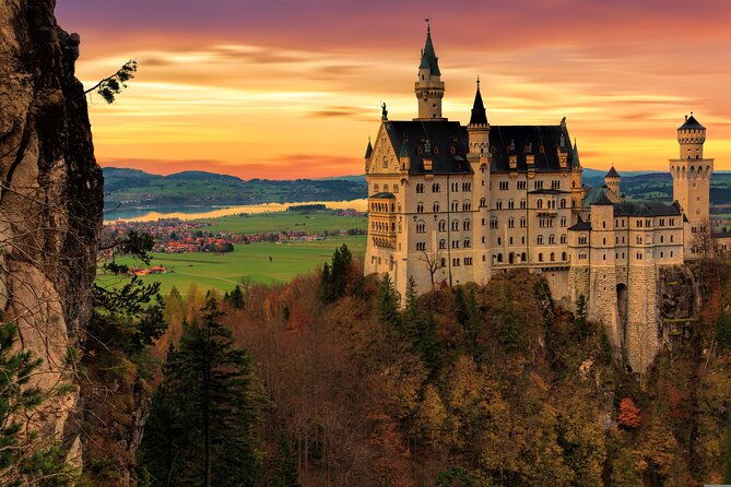 private-day-trip-from-munich-to-neuschwanstein-and-linderhof