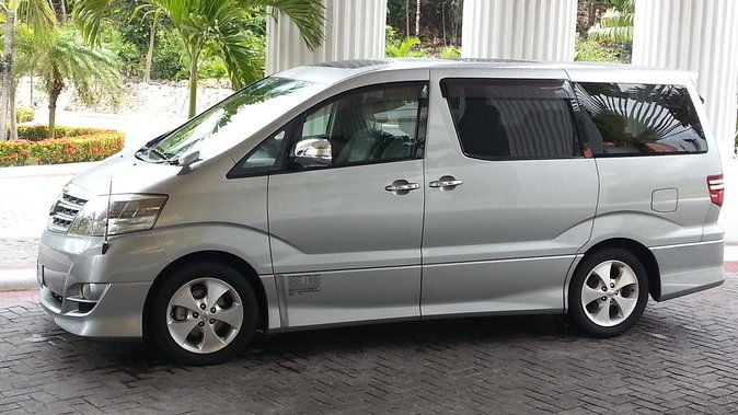 private-departure-transfer-hotel-to-kingston-international-airport-kin