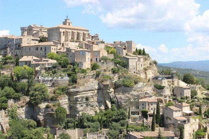 private-discovery-of-provence-in-1-day-from-aix-en-provence