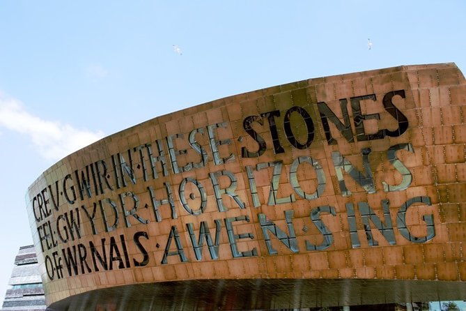 private-doctor-who-walking-tour-of-cardiff-2
