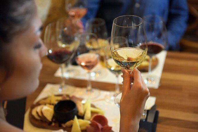 private-food-and-wine-experience-with-a-sommelier