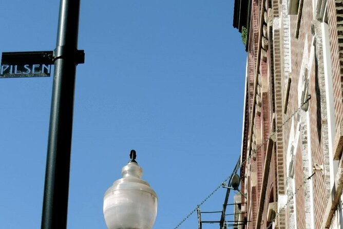 private-frida-and-friends-tour-in-pilsen
