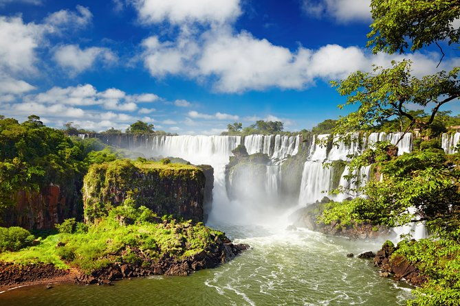 private-full-day-iguazu-falls-tour-with-airfare-from-buenos-aires