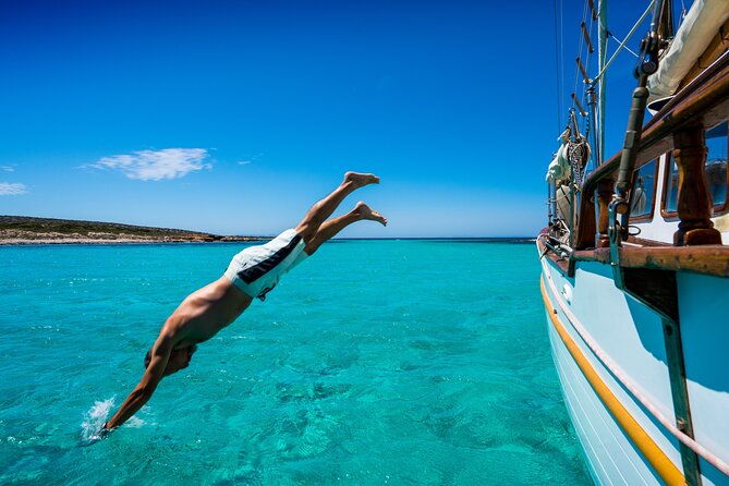 private-full-day-tour-in-south-paros-caves-despotiko