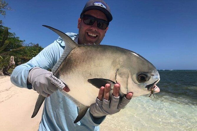 private-grand-slam-fishing-experience-in-belize-with-lunch