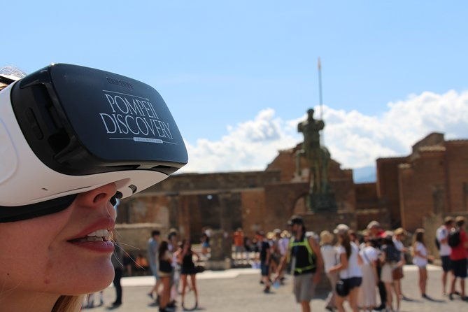 private-guided-tour-and-vr-headsets-in-the-ancient-pompeii