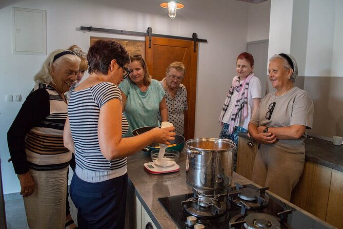 private-half-day-cooking-workshop-gastronomy-in-korcula