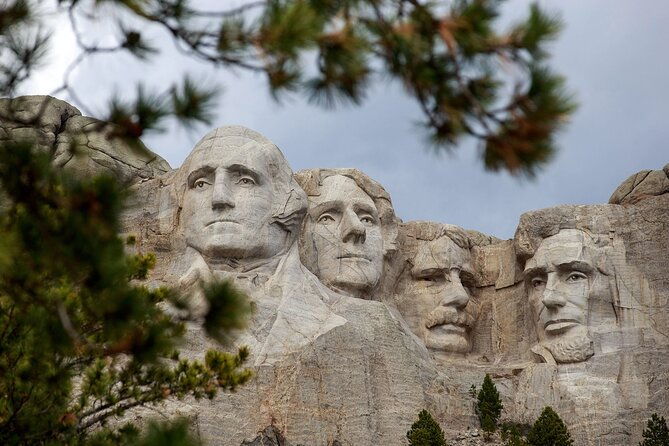 private-half-day-mt-rushmore-black-hills-tour