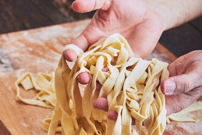 private-home-made-pasta-cooking-class-in-pisa