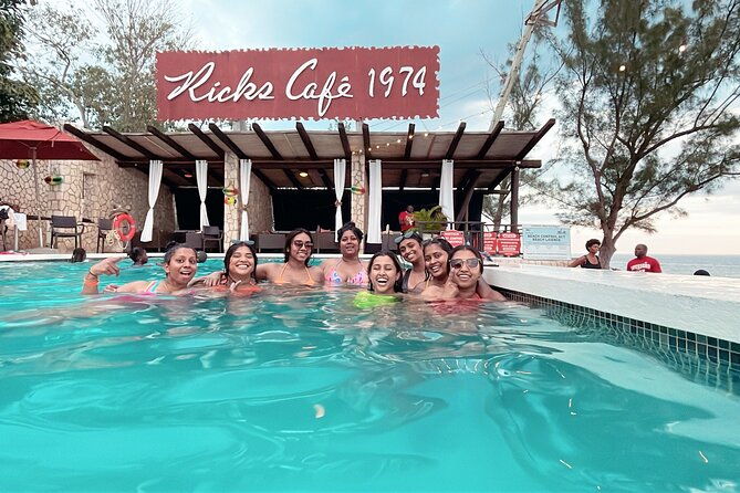 private-horseback-riding-and-ricks-cafe-sunset-tour