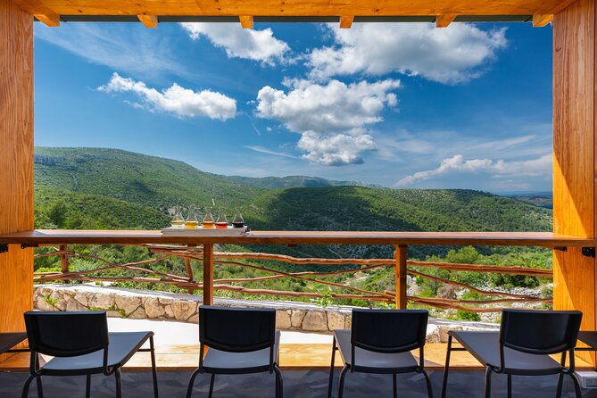 private-hvar-island-bike-tour-and-wine-tasting