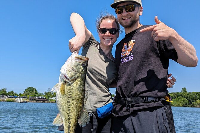 private-lake-biwa-bass-fishing-and-sightseeing